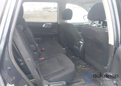 2016 Nissan Pathfinder S z USA, uszkodzony, nr VIN 5N1AR2MM8GC622210